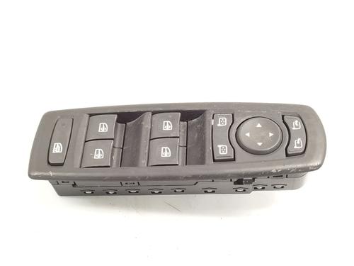 Used Left front window switch RENAULT MEGANE III Grandtour (KZ0/1) [2008-2016]  31356153
