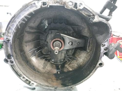 Used Gearbox KIA SORENTO I (JC) 2.5 CRDi (170 hp) 22248420