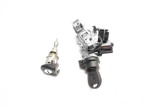 Used Electronic module Electronic module VW EOS (1F7, 1F8) 2.0 TFSI (200 hp) 33049745 33049745