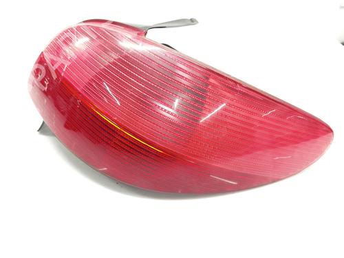 Used Right taillight PEUGEOT 206 Hatchback (2A/C) 1.9 D (69 hp) 30289101