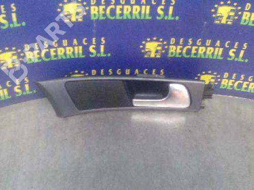 Used Front right interior door handle Front right interior door handle AUDI ALLROAD C5 (4BH) 2.5 TDI quattro (180 hp) 8430761 8430761