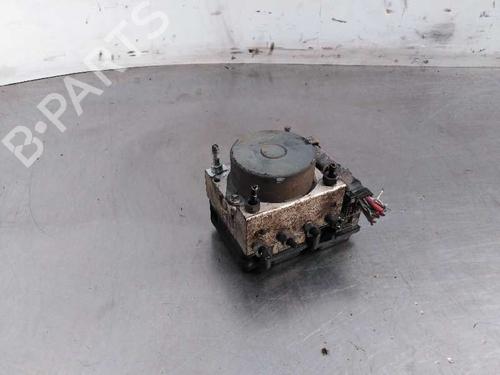 Used ABS pump RENAULT CLIO III (BR0/1, CR0/1) 1.5 dCi (BR17, CR17) (86 hp) 9089880