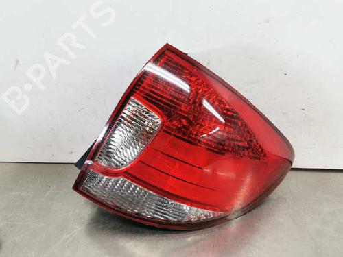 Used Right taillight KIA RIO I Hatchback (DC) [2000-2006]  8467324