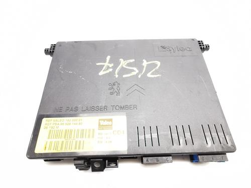 Sicherungskasten für PEUGEOT 406 (8B) 2.2 HDi (133 hp) 33163977