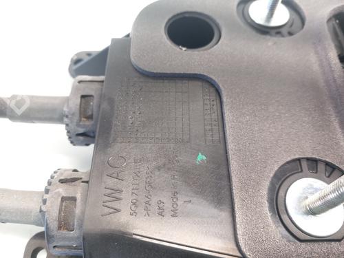 Gear lever SEAT LEON (5F1) 1.6 TDI | BP25296511M90 