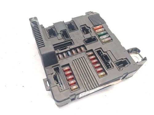 Used Fuse box Fuse box 38499682 38499682