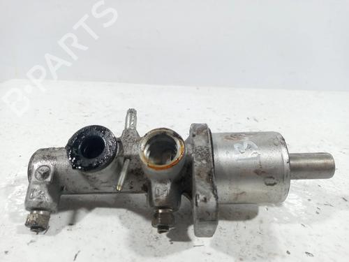 Used Brake master cylinder MERCEDES-BENZ B-CLASS Sports Tourer (W245) B 150 (245.231) (95 hp) 8635945