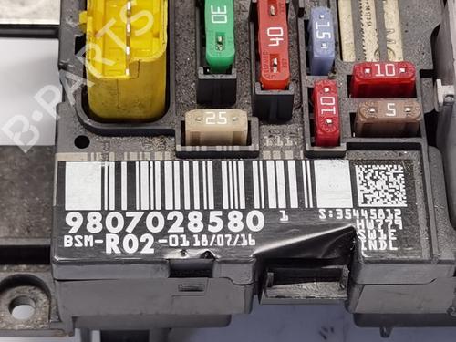 Fuse box CITROËN C5 III (RD_) 1.6 HDi 110 (RD9HZC) | BP39591453E1 - Image 2