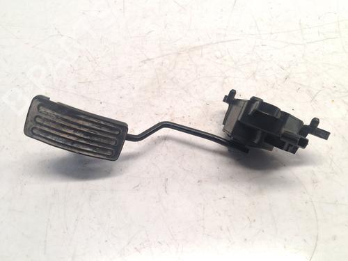 Pedale Pedale NISSAN CABSTAR (F24M, F24W) [2006-2013] 36987401 36987401