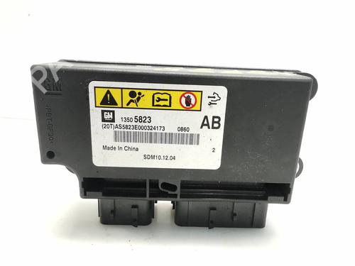 Airbag styreenhed CHEVROLET CRUZE Hatchback (J305) [2010-2025]  21525255
