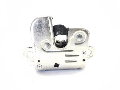 Used Tailgate lock SEAT ALTEA (5P1) 1.4 16V (86 hp) 28143121