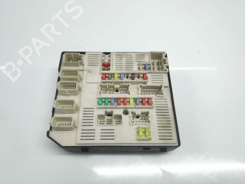 Used Fuse box RENAULT LAGUNA III (BT0/1) [2007-2015]  24539748
