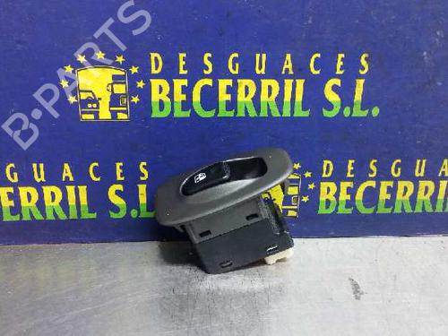 Right rear window switch HYUNDAI ACCENT II (LC) 1.5 CRDi | BP8441137I28 