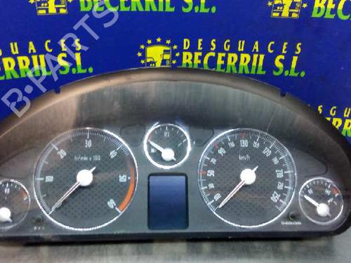 Used Instrument cluster PEUGEOT 4007 (VU_, VV_) 2.2 HDi (156 hp) 8435841