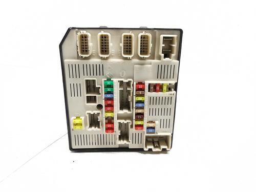 Used Fuse box RENAULT MEGANE III Hatchback (BZ0/1_, B3_) [2008-2025]  30831631