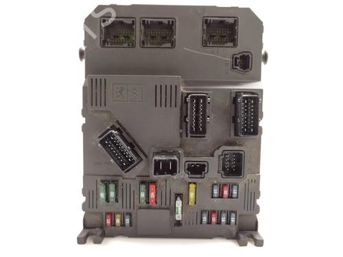 Used Fuse box CITROËN C3 Pluriel (HB_) 1.6 (109 hp) 16121106