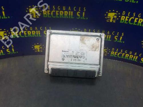 Used Engine control unit (ECU) BMW 3 Touring (E46) 320 d (136 hp) 8435049