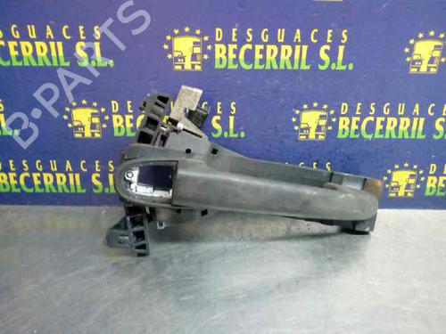 Poignée extérieure avant gauche MERCEDES-BENZ A-CLASS (W168) A 140 (168.031, 168.131) (82 hp) 8454047
