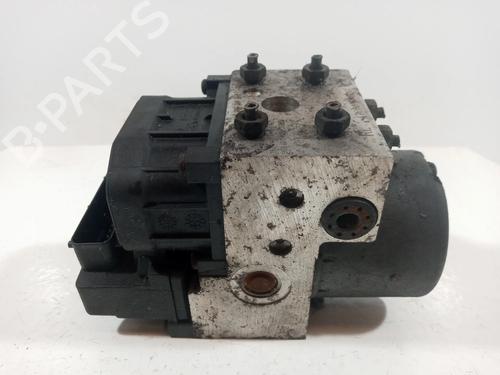 Used ABS pump NISSAN PRIMERA (P11) [1996-2002]  9209334