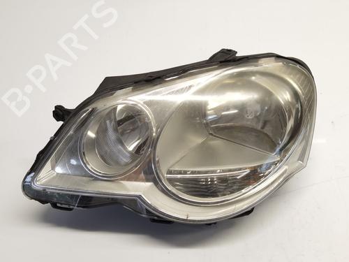 Used Left headlight VW POLO IV (9N_, 9A_) 1.4 16V (80 hp) 28422051