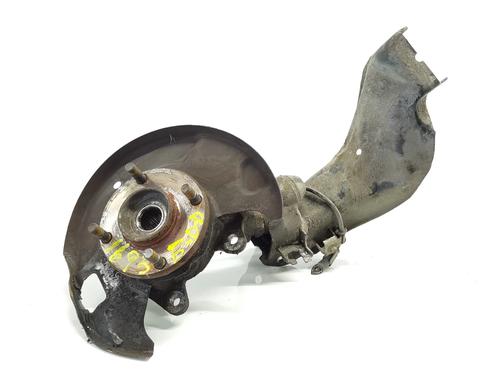 Fusee rechts voor NISSAN PRIMERA (P11) [1996-2002]  16916111