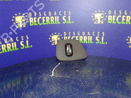 Used Right rear window switch MERCEDES-BENZ E-CLASS (W210) [1995-2003]  8425353