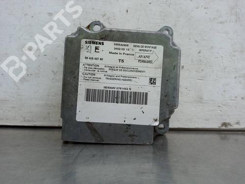 Used ECU airbags ECU airbags PEUGEOT 307 SW (3H) 2.0 HDI 110 (107 hp) 8470226 8470226