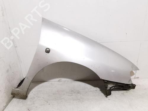 Used Right front fenders Right front fenders 37271447 37271447