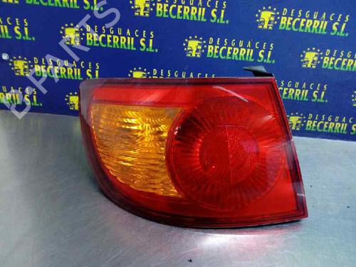 Used Left taillight HYUNDAI ELANTRA III (XD) 1.6 (107 hp) 8445150