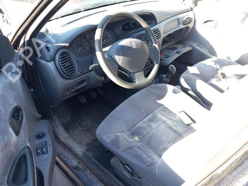 Venstre Baklys RENAULT MEGANE I (BA0/1_) 1.9 D Eco (BA0A, BA0U, BA0R) | BP30831635C34