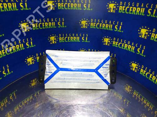 Passasjer kollisjonspute RENAULT MEGANE II (BM0/1_, CM0/1_) 1.5 dCi (BM0F, BM0T, BM2B, CM0F, CM0T) (82 hp) 8426713