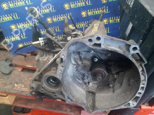 Used Gearbox NISSAN MICRA III (K12) 1.2 16V (65 hp) 8431830