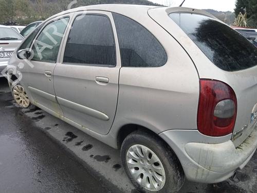 Right mirror CITROËN XSARA PICASSO (N68) 2.0 HDi | BP25846852C27 