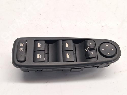 Used Left front window switch CITROËN C4 Grand Picasso I (UA_) 2.0 HDi 165 (163 hp) 32424402