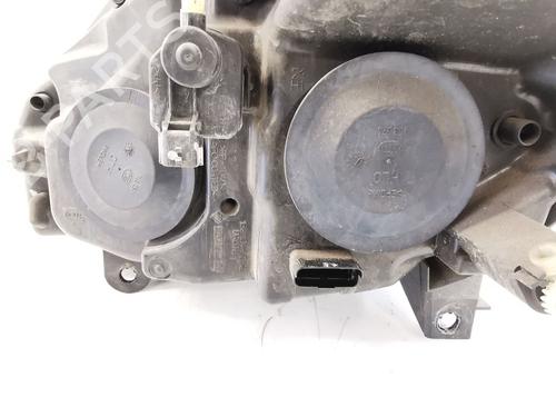 Right headlight RENAULT SCÉNIC II (JM0/1_) 1.5 dCi (JM1E, JM16) | BP29826923C29