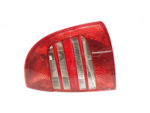 Used Right taillight SKODA SUPERB I (3U4) 2.0 TDI (140 hp) 27273096
