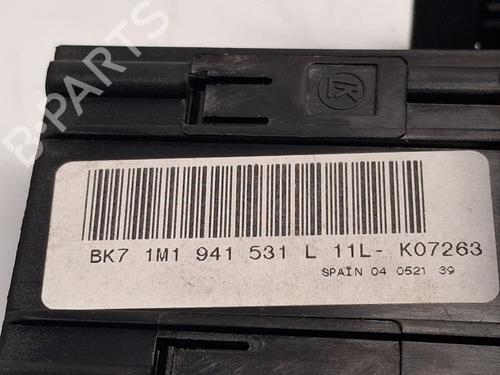 Comando luci SEAT LEON (1M1)  | BP29946389I24