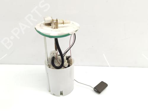 Used Fuel pump NISSAN QASHQAI II (J11, J11_) 1.2 DIG-T (115 hp) 26447701