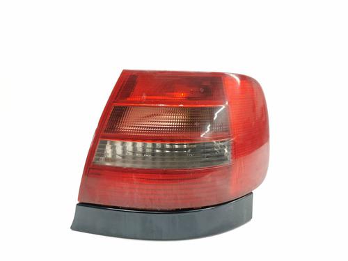 Used Right taillight Right taillight AUDI A4 B5 (8D2) 1.8 (125 hp) 10639642 10639642