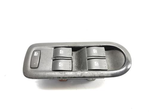 Used Left front window switch Left front window switch RENAULT SCÉNIC II (JM0/1_) 1.5 dCi (JM1E, JM16) (106 hp) 33049751 33049751