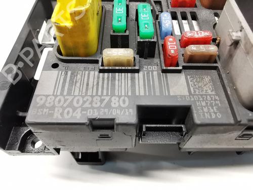Fuse box PEUGEOT 807 (EB_) 2.0 HDi | BP29596180E1