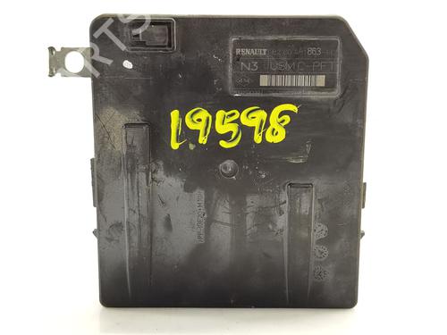 Used Fuse box RENAULT GRAND SCÉNIC II (JM0/1_) 2.0 dCi (JM1K) (150 hp) 24680789