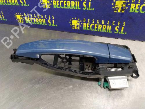 Used Front right exterior door handle OPEL ZAFIRA / ZAFIRA FAMILY B (A05) 1.9 CDTI (M75) (120 hp) 8437092