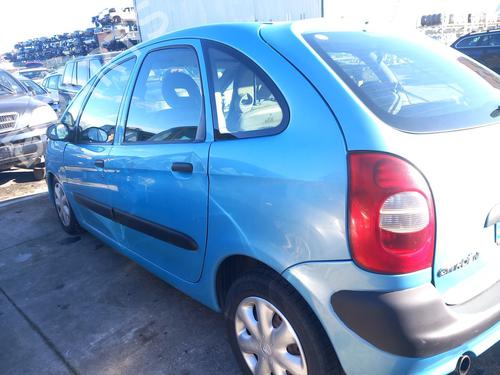 Left taillight CITROËN XSARA PICASSO (N68) 2.0 HDi | BP32068556C34 