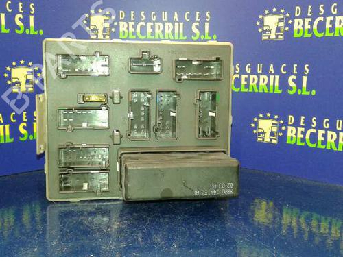 Used Fuse box FORD FOCUS I (DAW, DBW) [1998-2009]  8425571