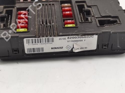 Fuse box RENAULT GRAND SCÉNIC II (JM0/1_) 1.5 dCi (JM1E) | BP28360069E1 