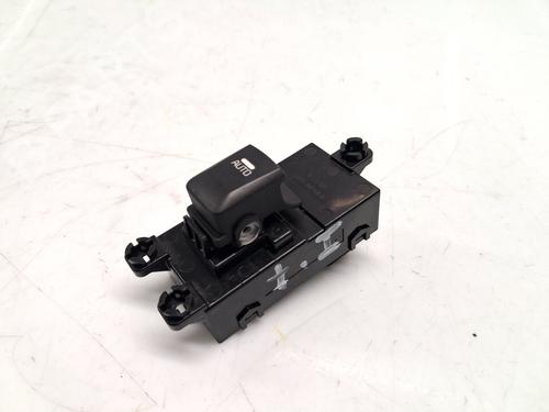 Pulsantiera posteriore sinistra KIA CEE'D (JD) 1.6 CRDi 128 (128 hp) 32363088