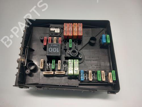 Fuse box SEAT LEON (1P1) 2.0 TDI | BP25276448E1 