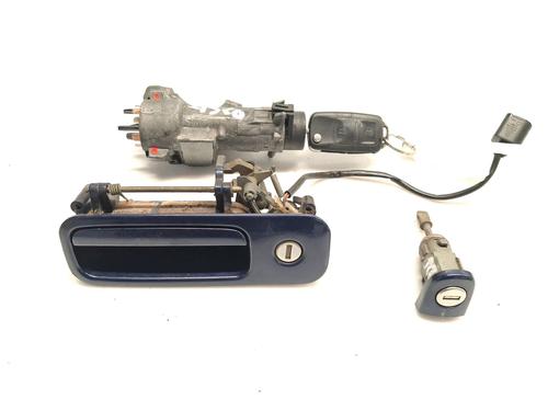 Used Electronic module VW GOLF IV (1J1) 2.0 (115 hp) 30721096