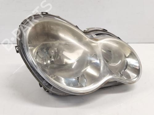 Used Right headlight Right headlight MERCEDES-BENZ C-CLASS (W203) C 180 Kompressor (203.046) (143 hp) 34058182 34058182